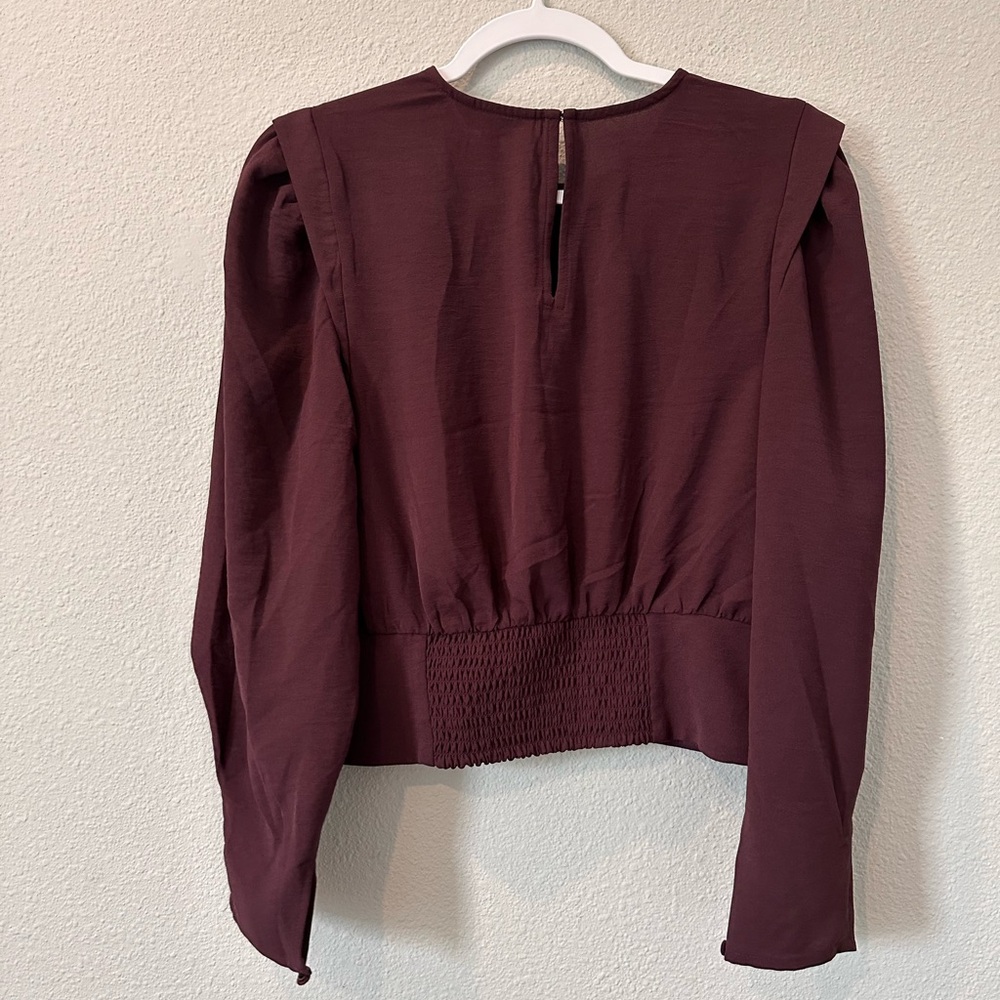 Express Blouse - Picture 2 of 6